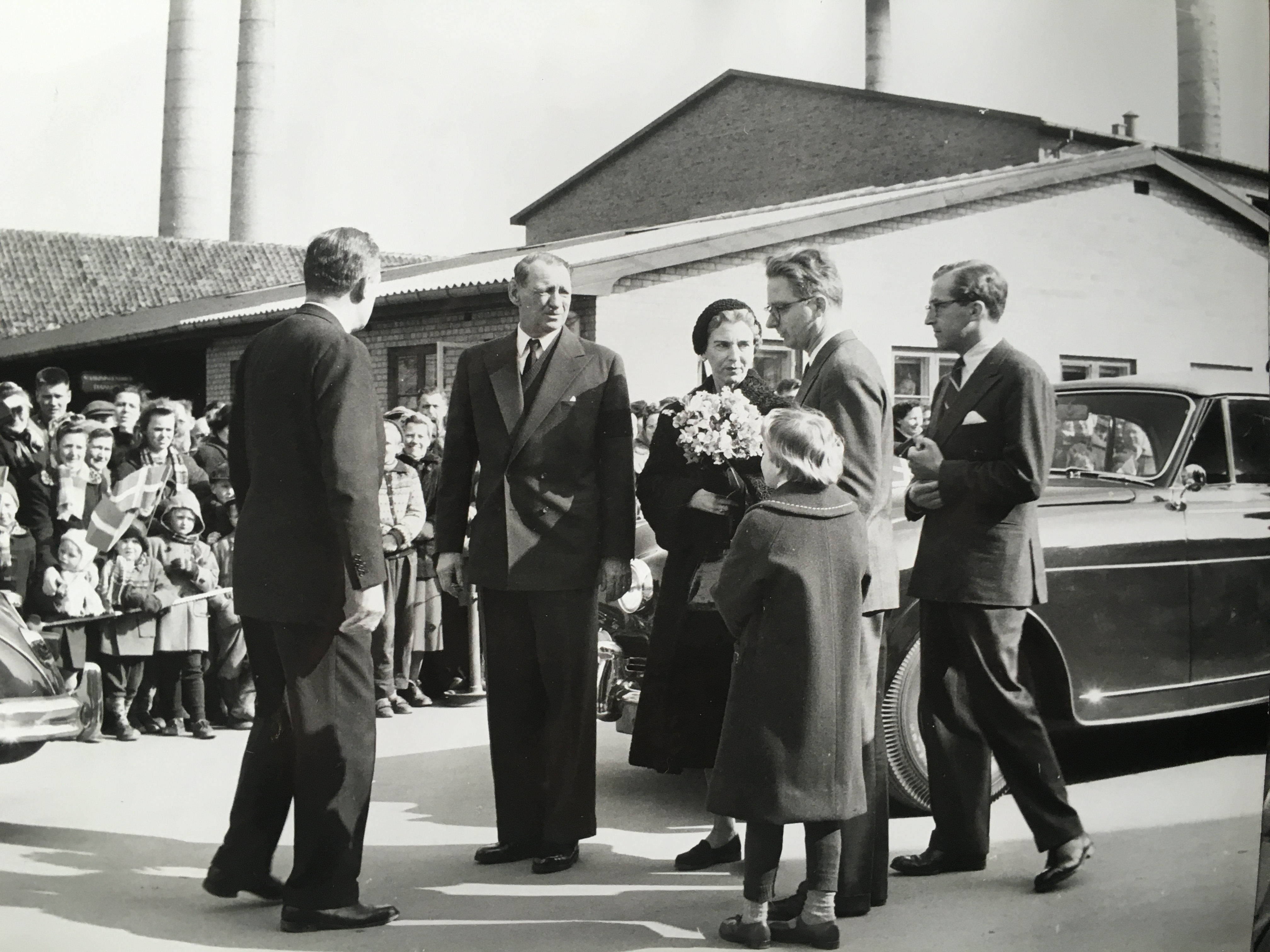 kong-frederik-og-dronning-ingrid-besoeger-hg-den-25-marts-1958-71